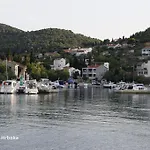 Hrboka